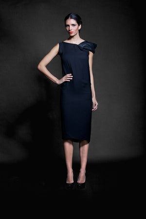 Open image in slideshow, DONOLA Transpassing Silk Dress
